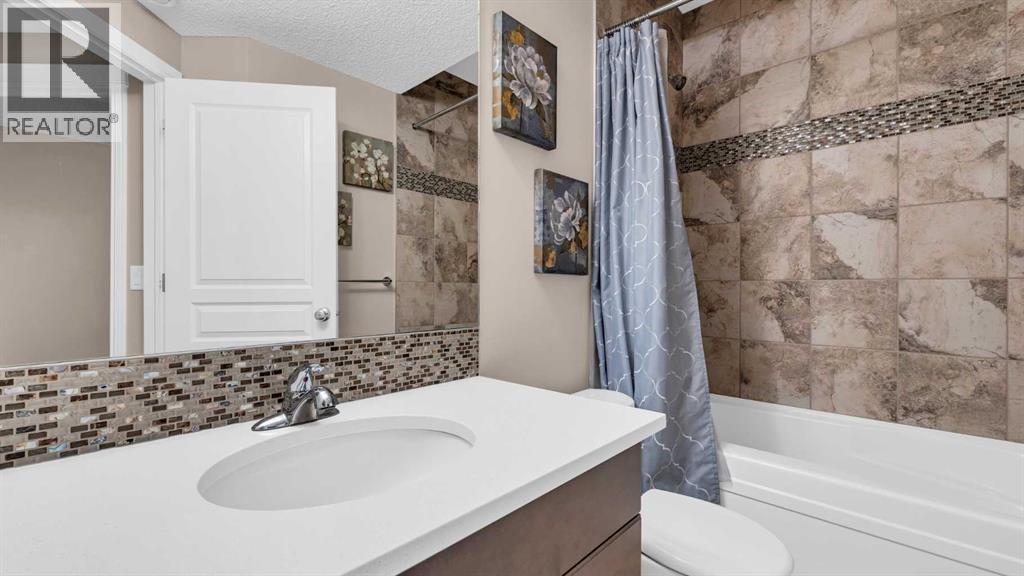 187 Cranford Close SE - 36
