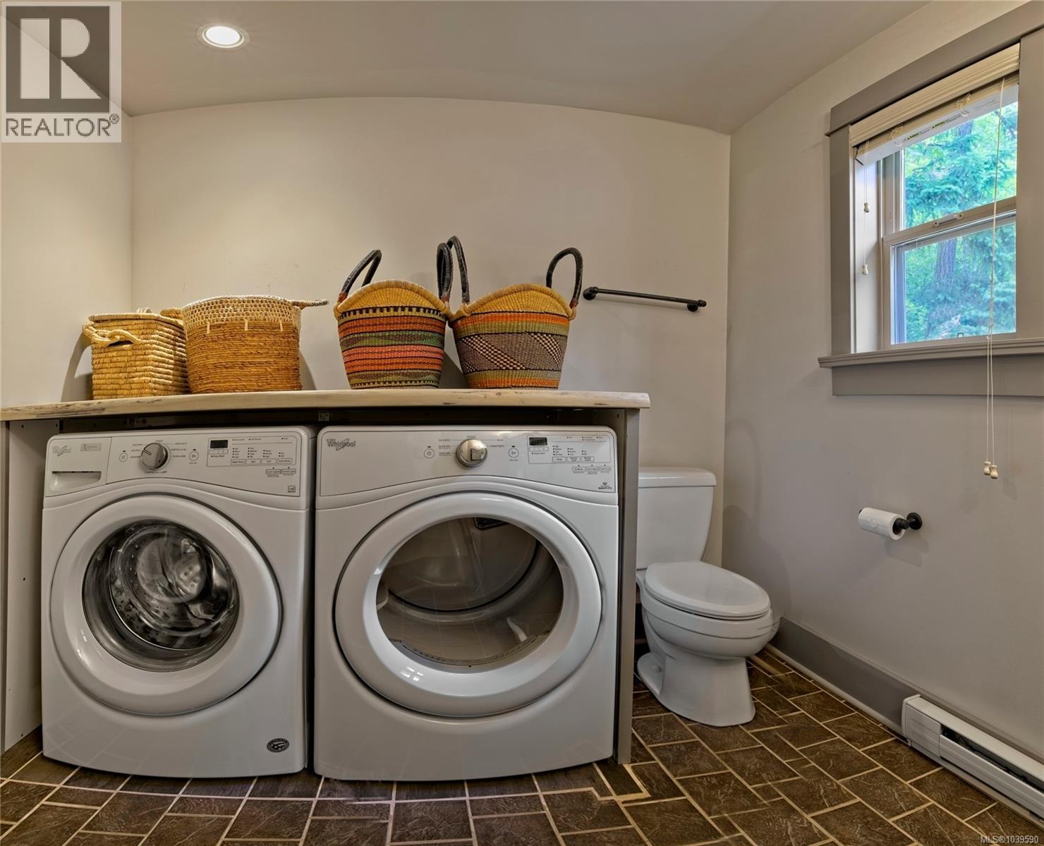 #48 315 Robinson Rd - 21