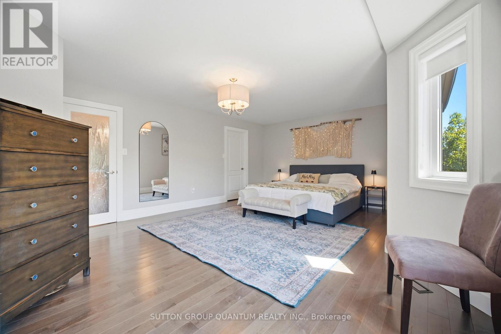 490 GROVEHILL ROAD - 24