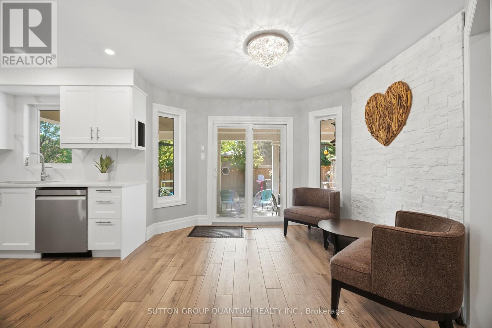 490 GROVEHILL ROAD - 12