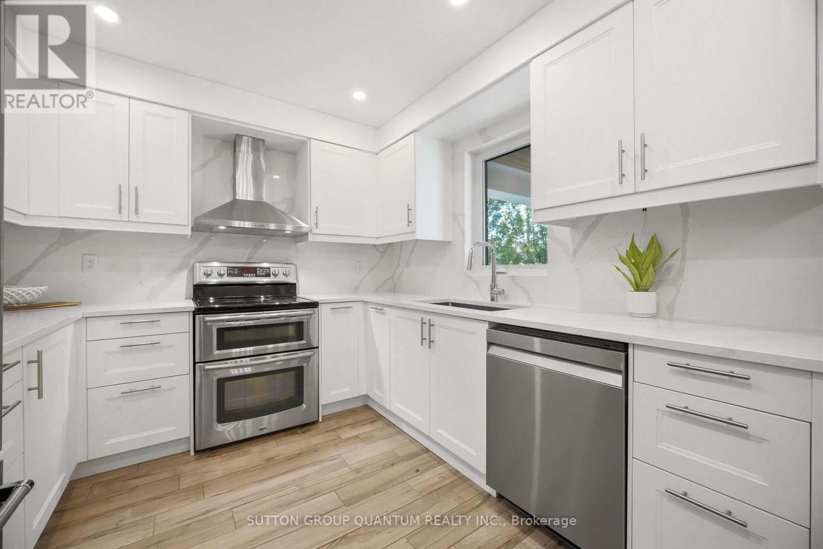 490 GROVEHILL ROAD - 14