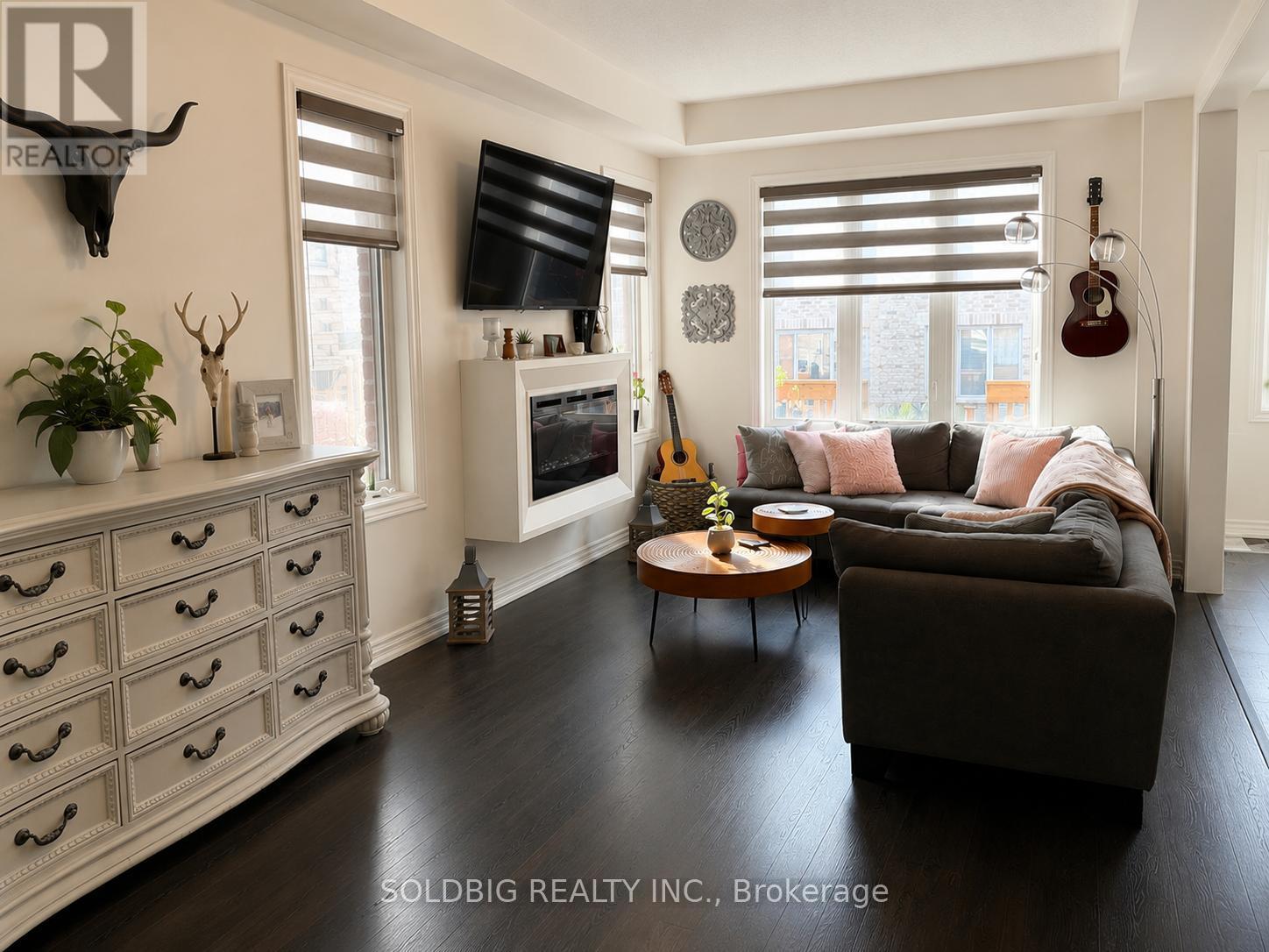377 SKINNER ROAD - Image 3
