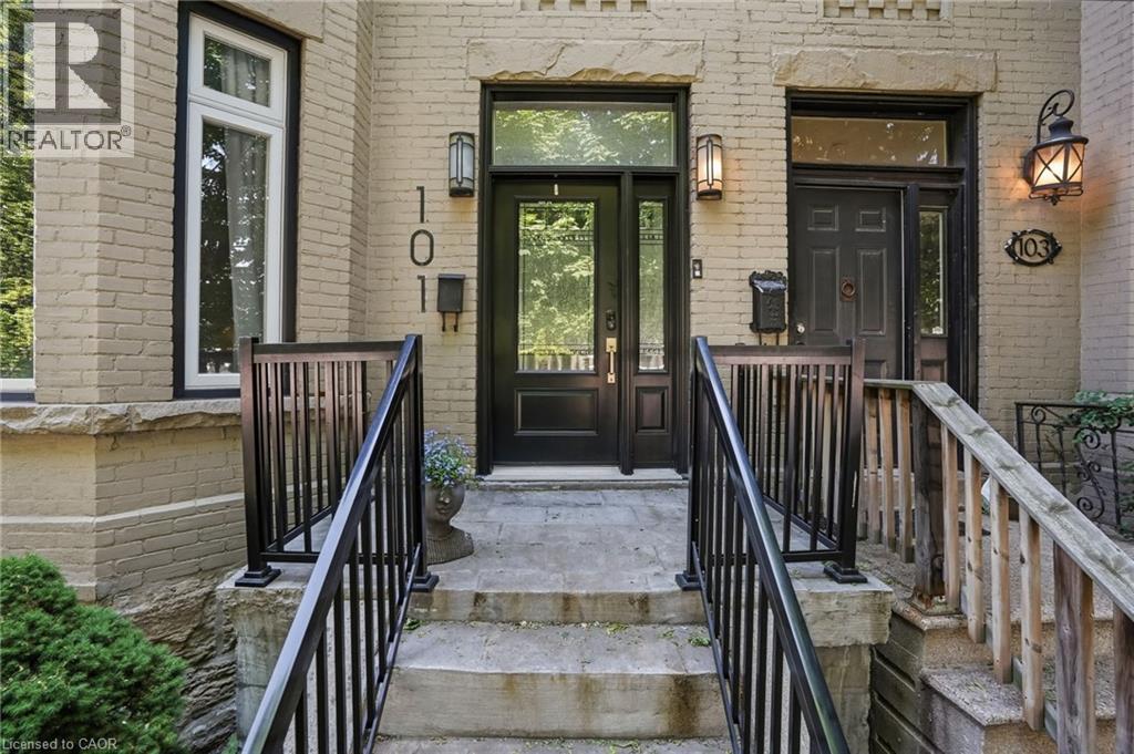 101 VICTORIA Avenue S - 2