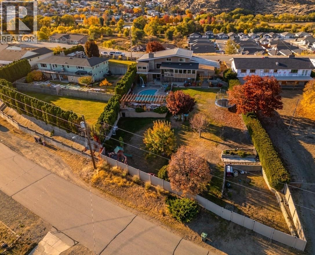 6521 BELLEVUE Drive - Image 3
