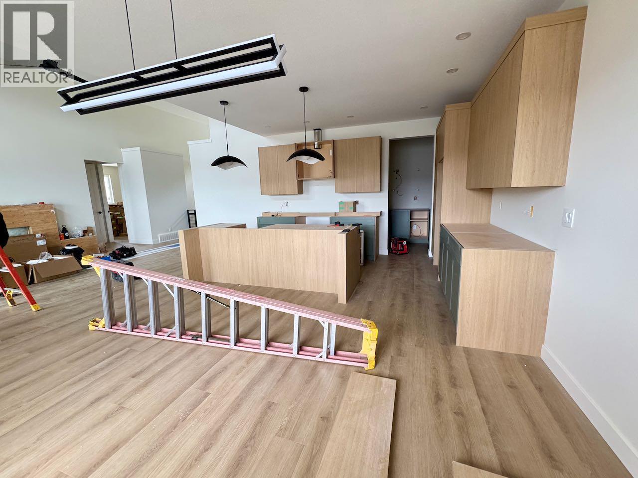 1660 Camas Court - 10