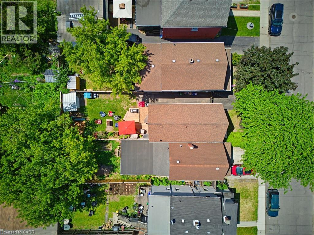 124 CAMPBELL Avenue - 32