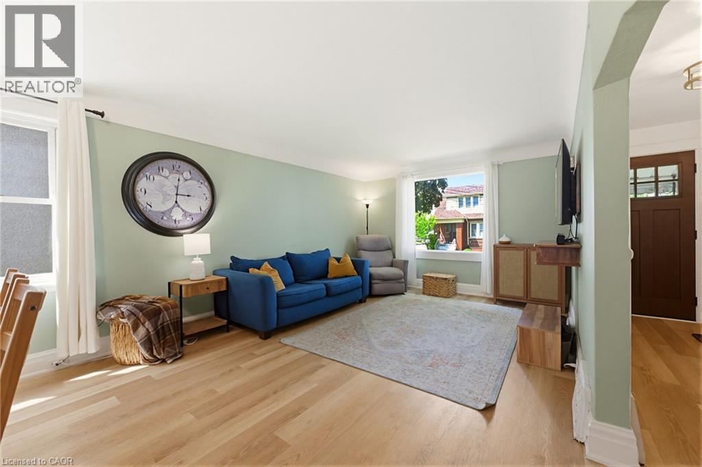 124 CAMPBELL Avenue - 5