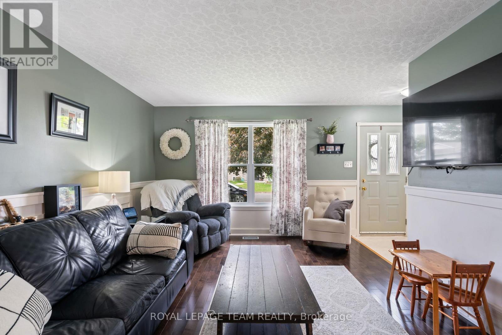 1728 BRANCH DRIVE - Image 3