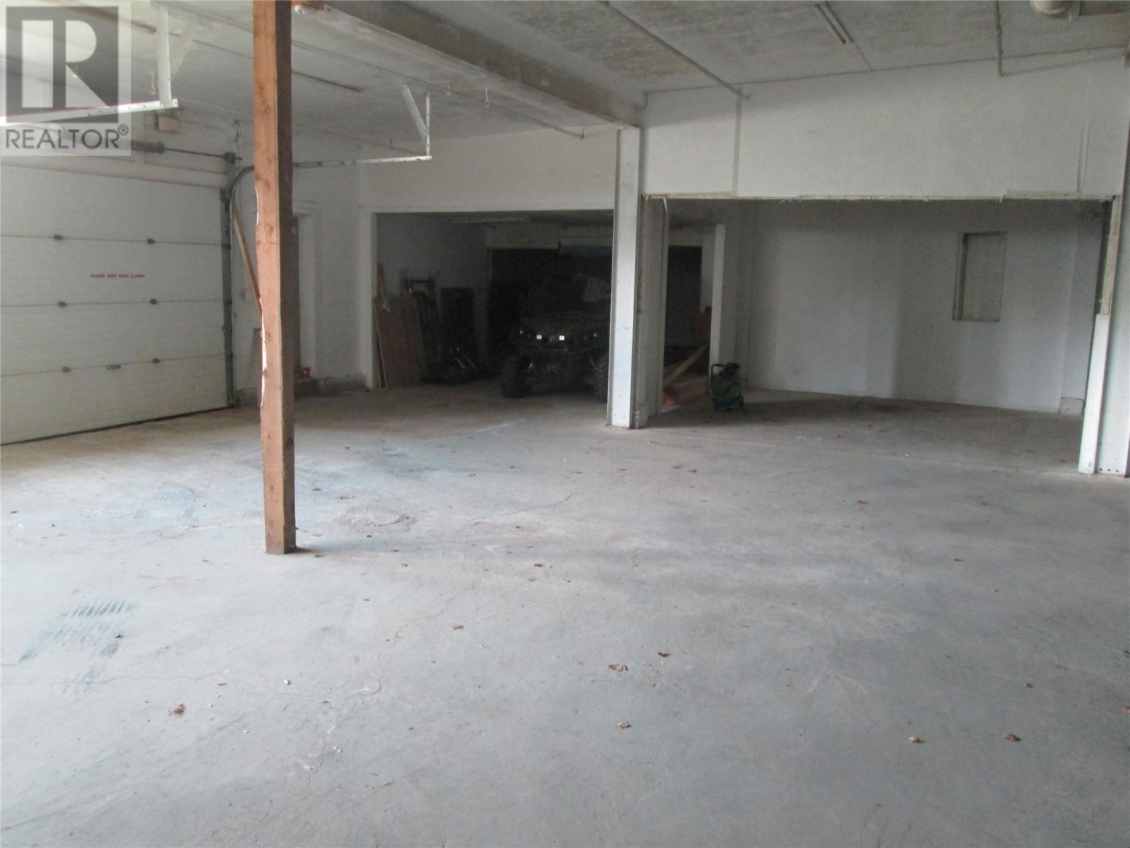 2 Cobbs Lane thumbnail 31