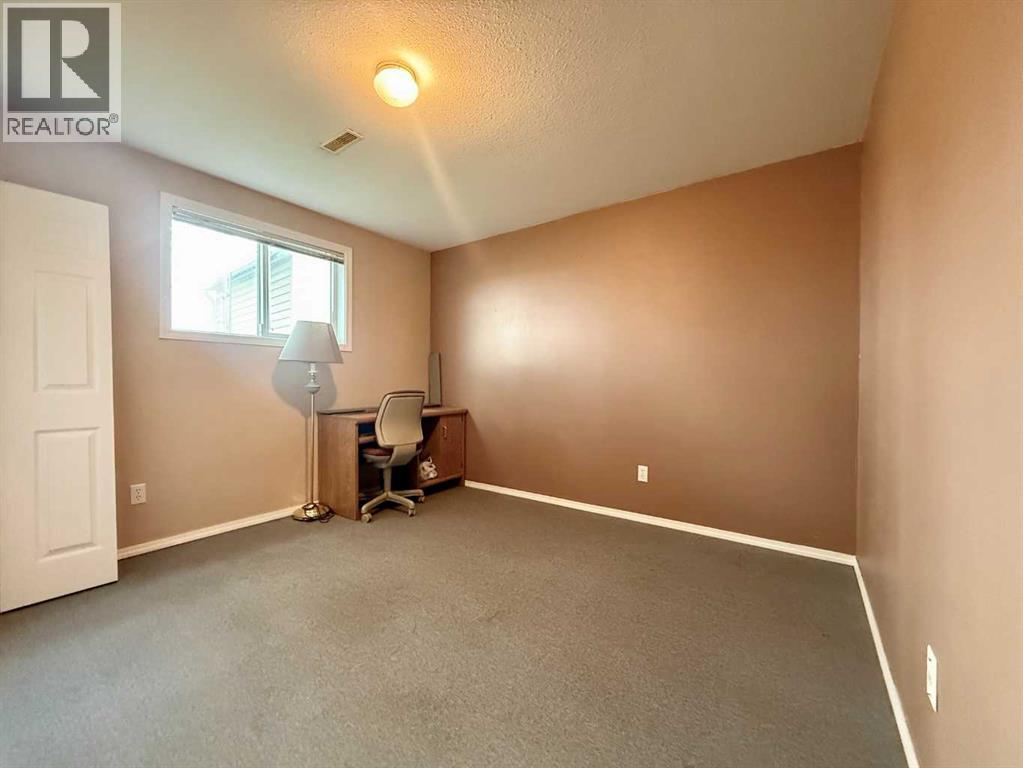 528 16 Street — photo 19