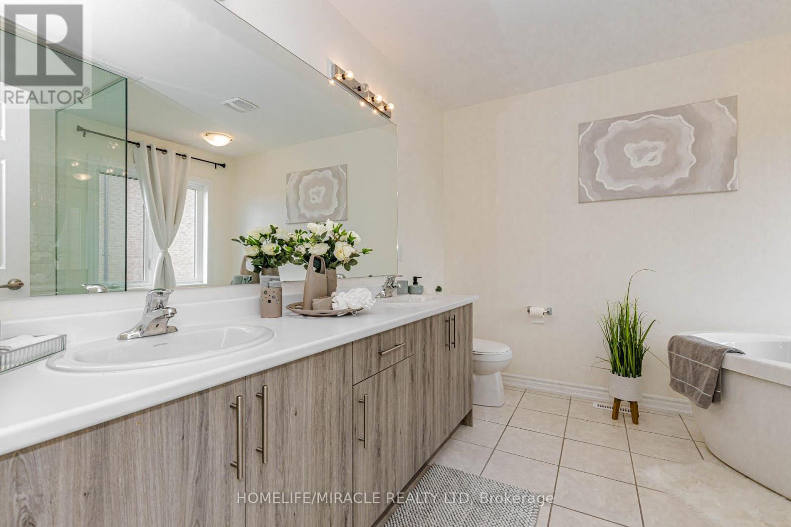 2143 HALLANDALE STREET - 29