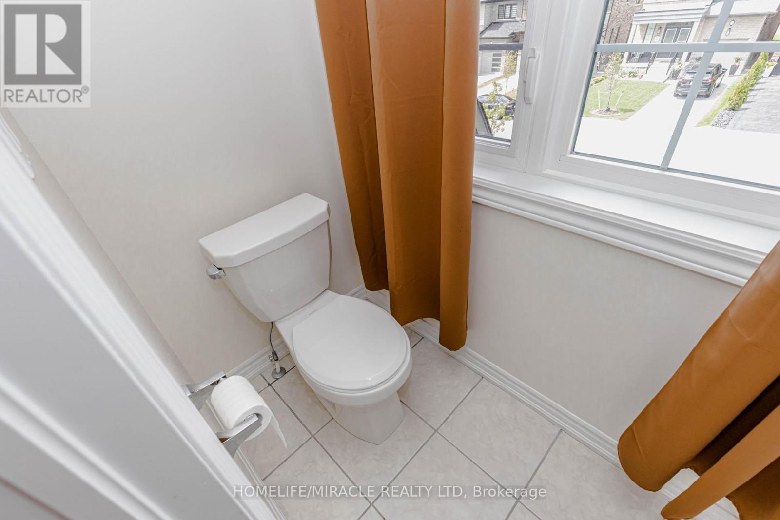 2143 HALLANDALE STREET - 40