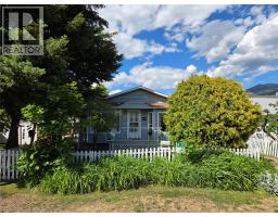  410 6th Avenue, Keremeos