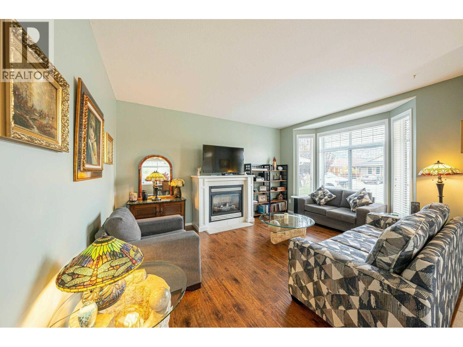 247 Willows Place, Oliver