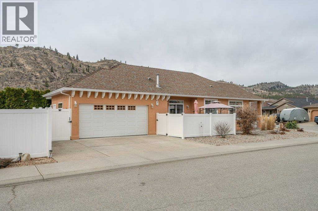 247 Willows Place, Oliver