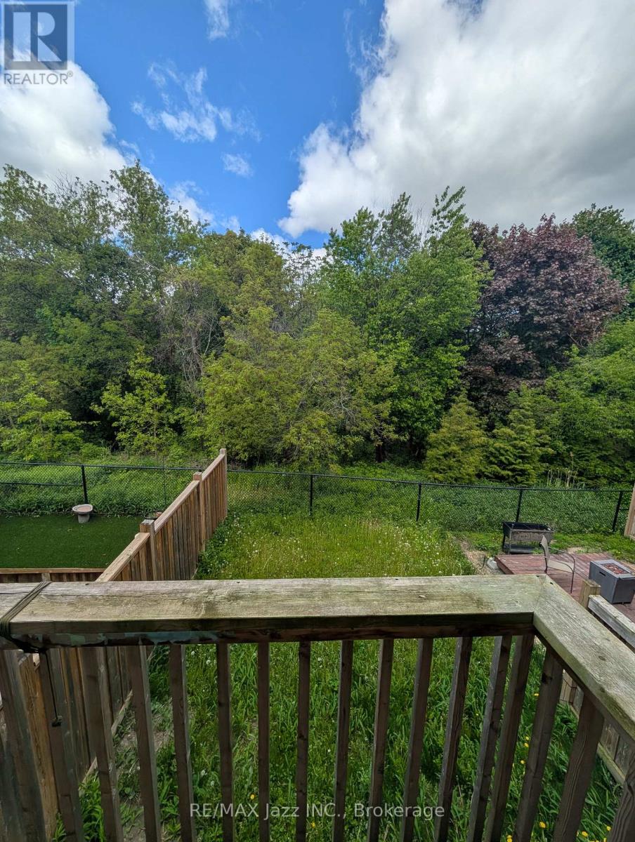 41 ALDRIDGE LANE - 12