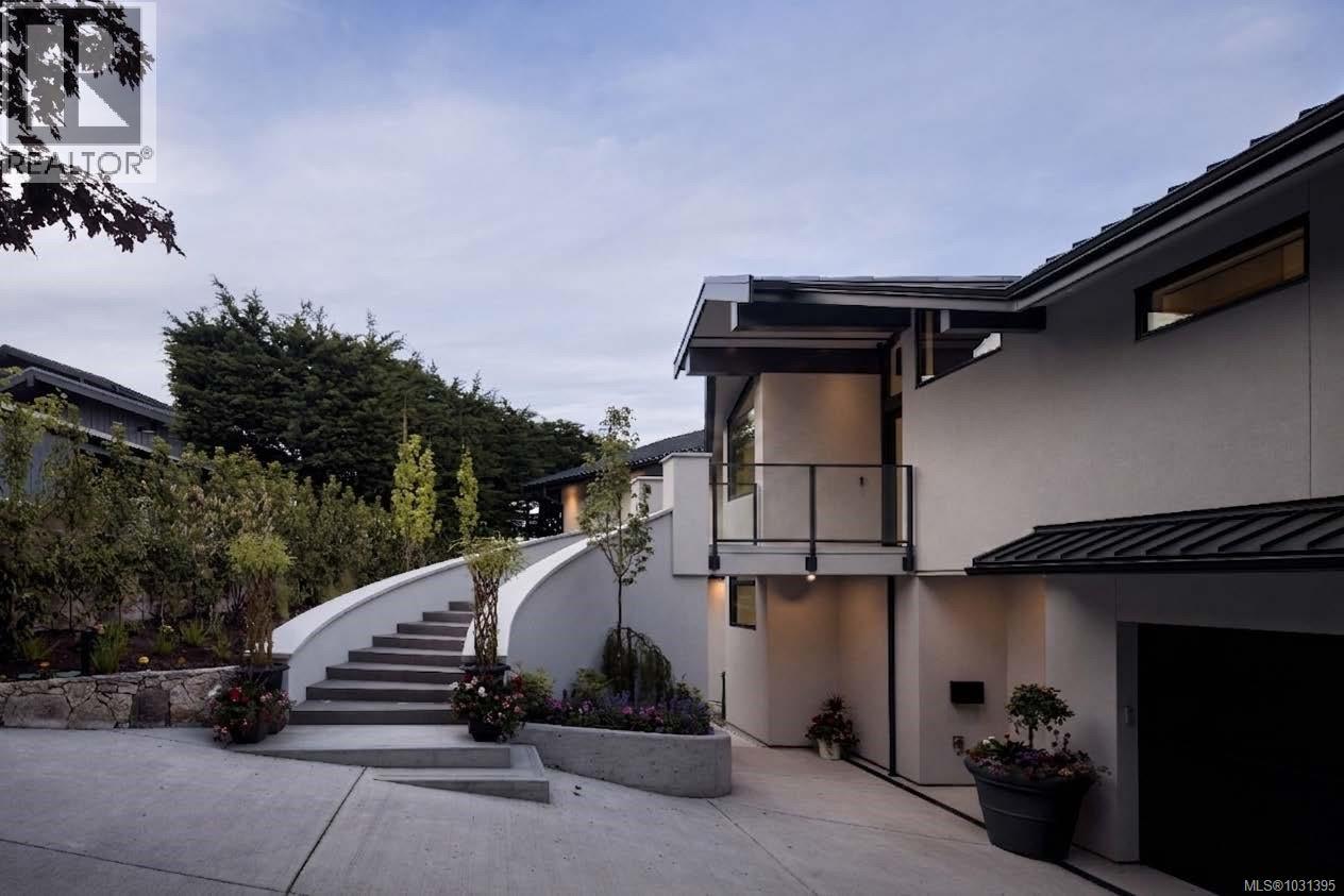 121 Denison Rd - 81