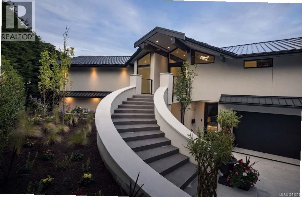 121 Denison Rd - 82