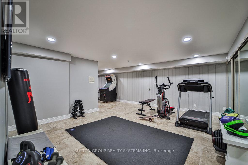 3 TWYFORD COURT - 31