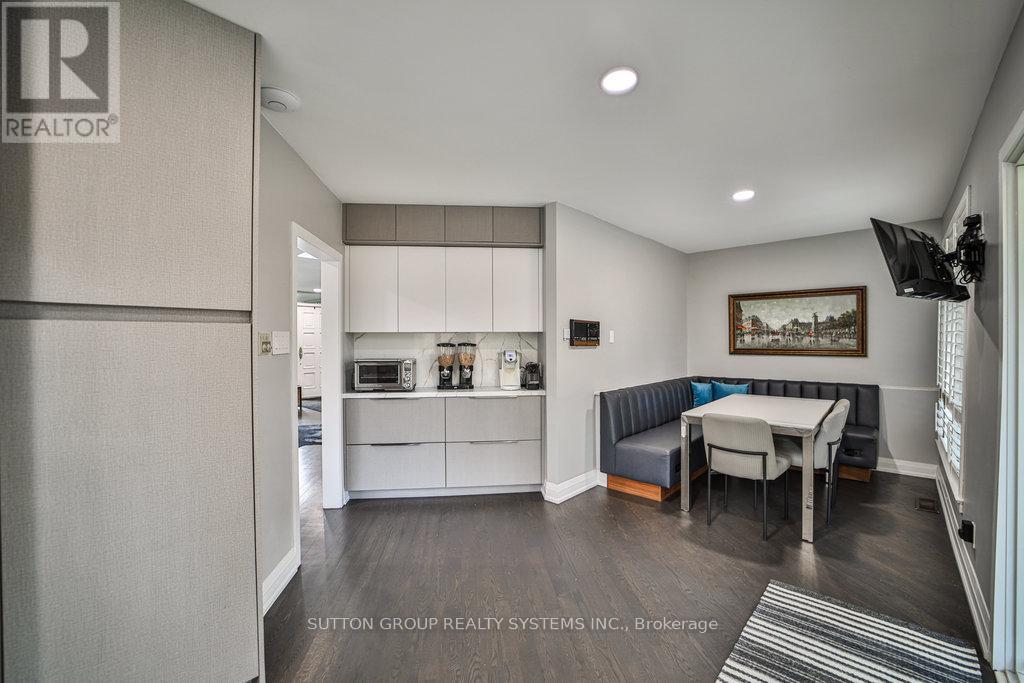 3 TWYFORD COURT - 8