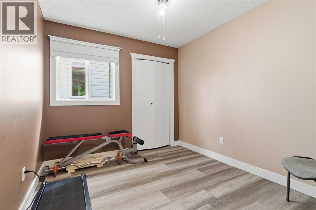 6209 90 Street - 11