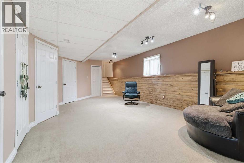 6209 90 Street - 15