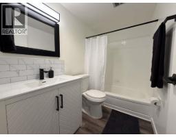 208 1045 Howie Avenue, Coquitlam, BC V3J1T5 Photo 11