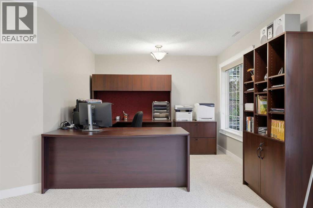 99 Arbour Butte Road NW - 39