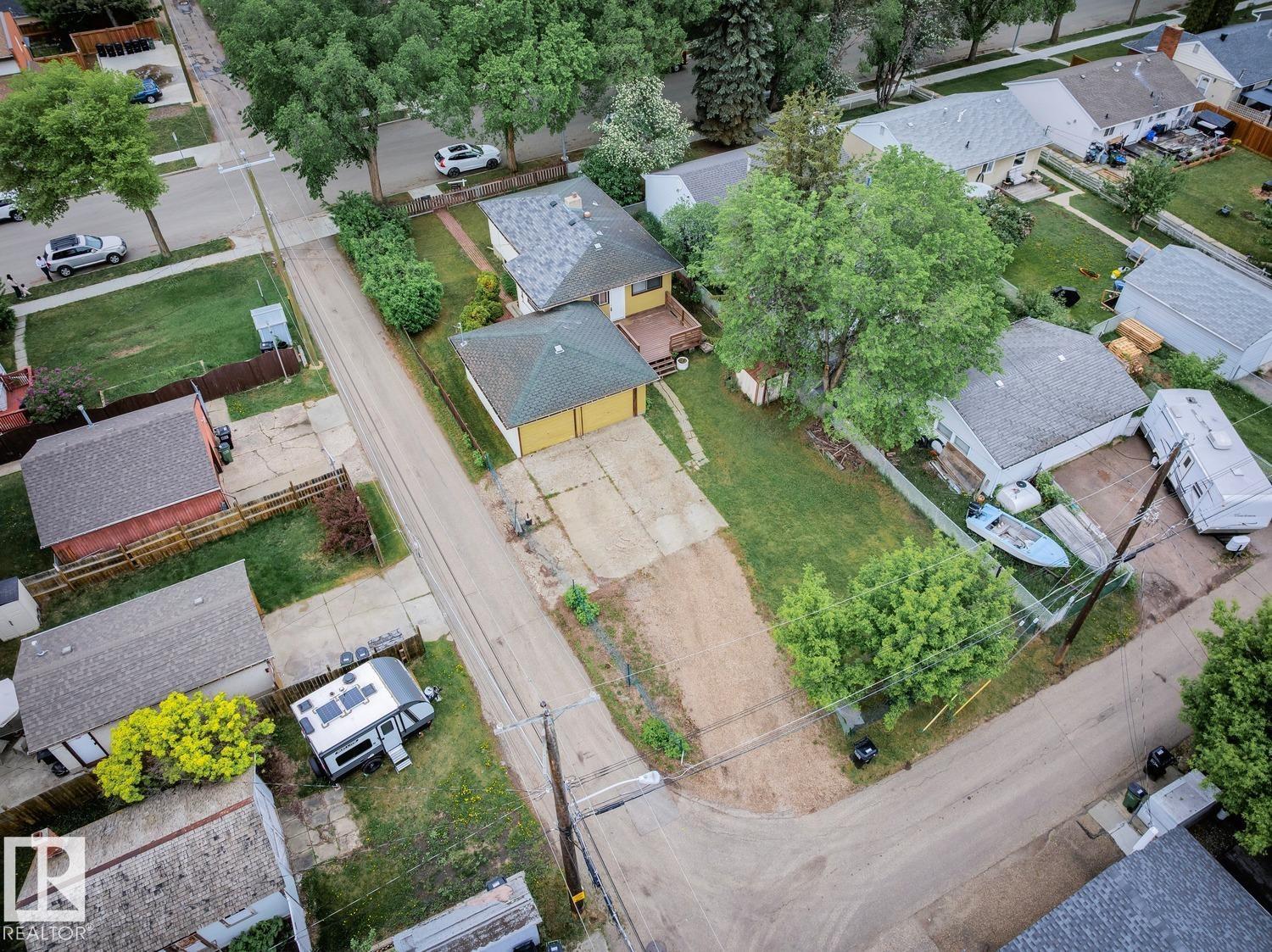 13007 116 ST NW - 10
