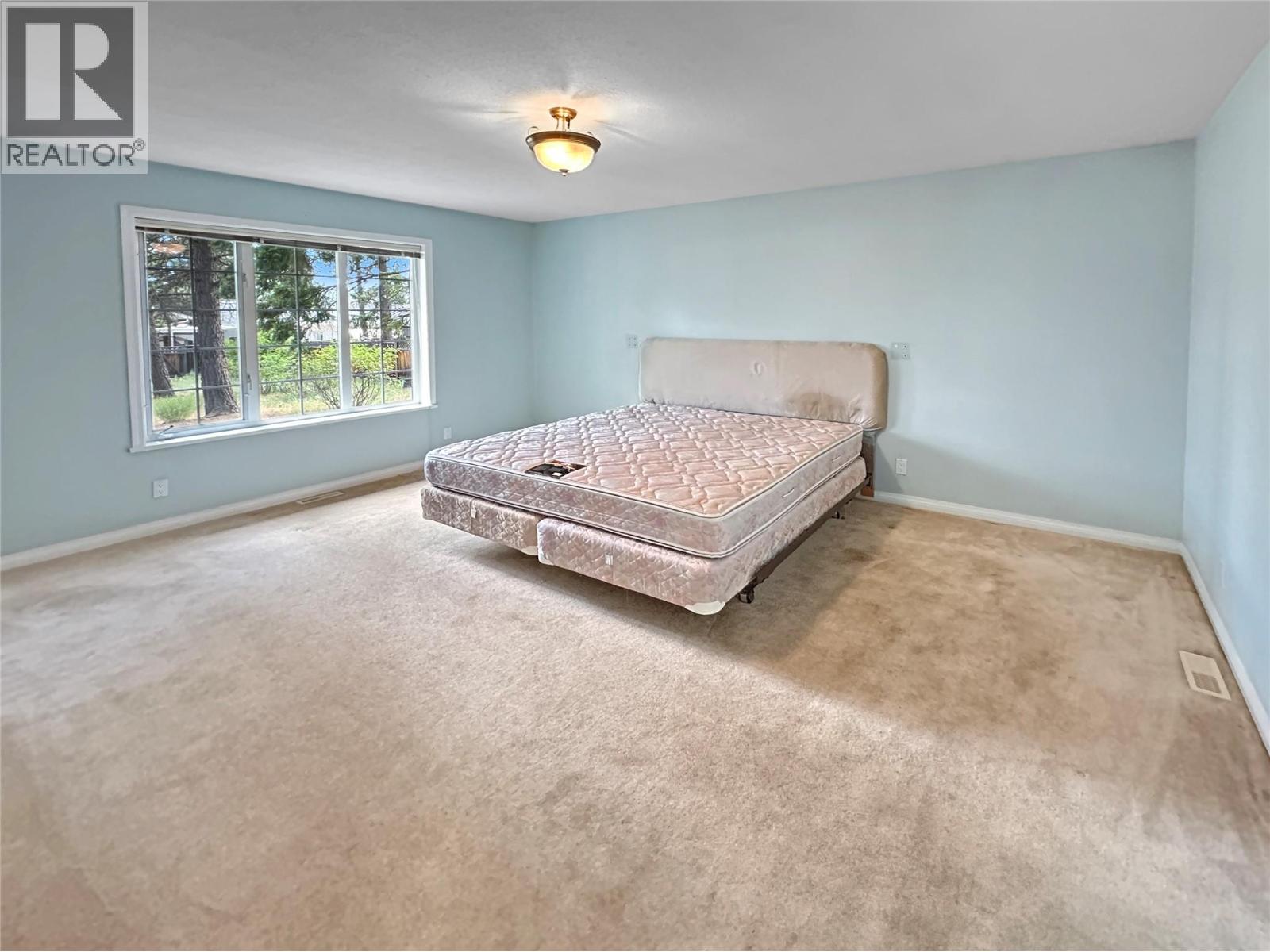 113 Deerview Crescent - 12