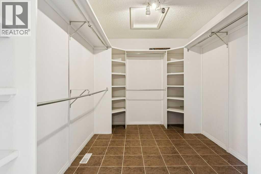 20 Patterson Mews SW - 23