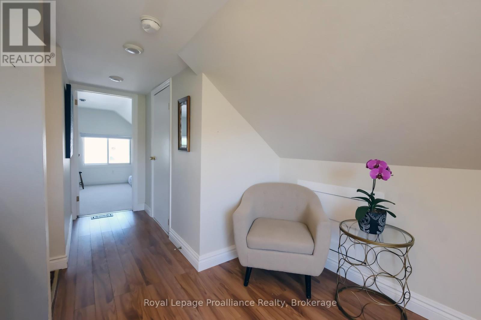 44 PONTON STREET - 16