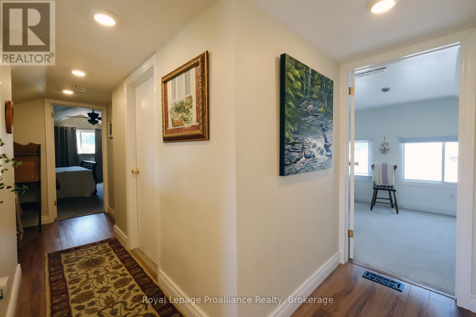 44 PONTON STREET - 17