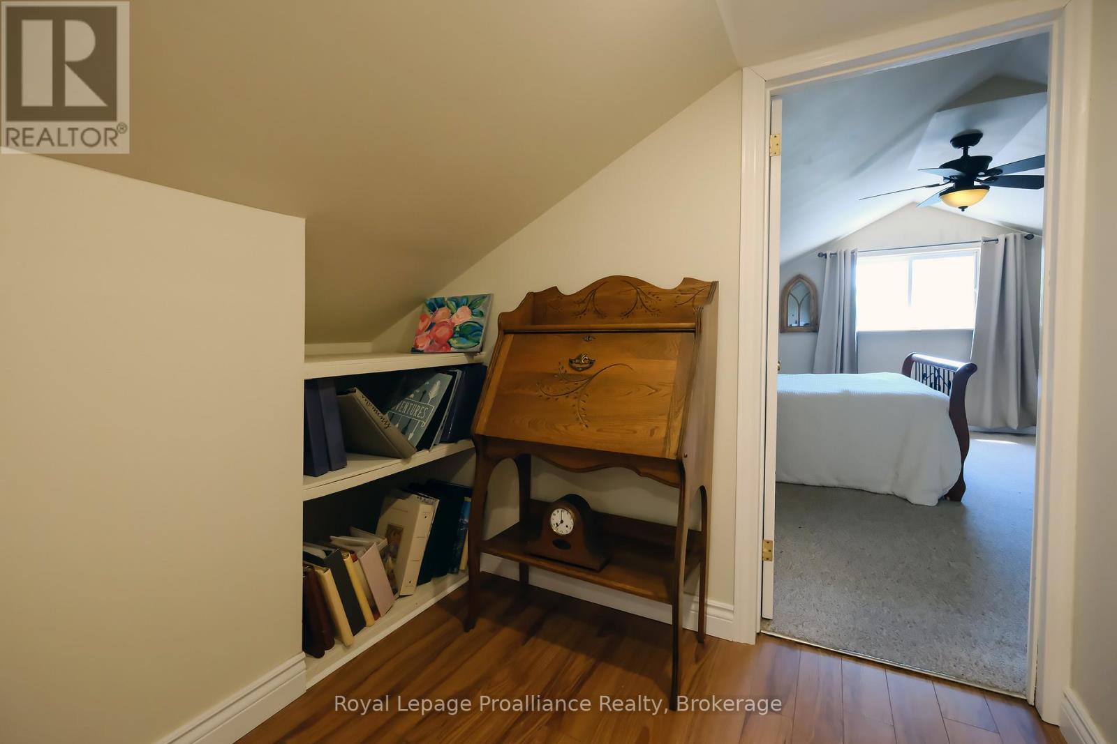 44 PONTON STREET - 18