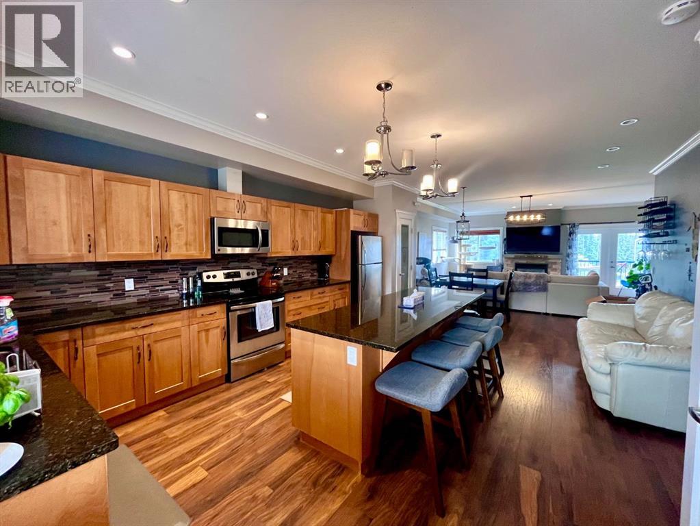 6, 214 McArdell Drive - photo 3