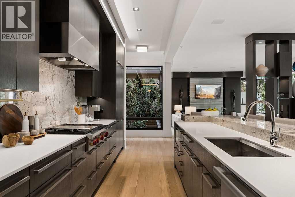 934 Rideau Road SW - 10
