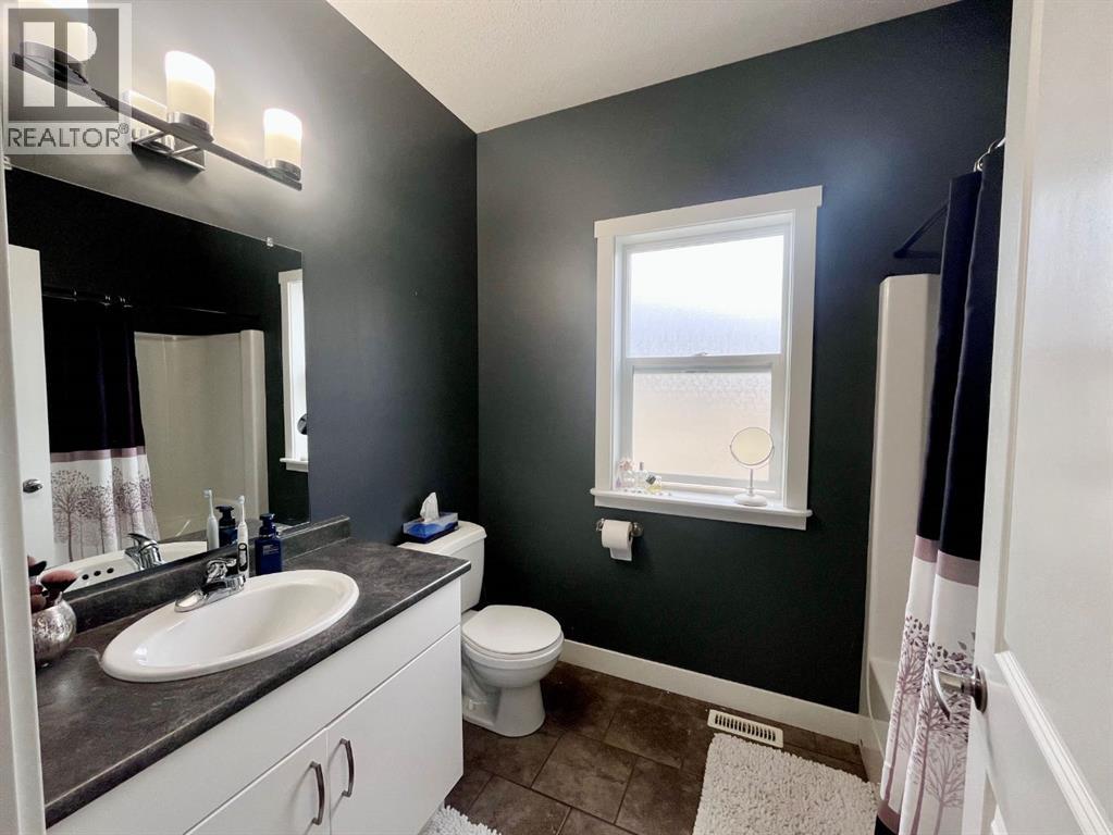 6, 214 McArdell Drive — photo 16