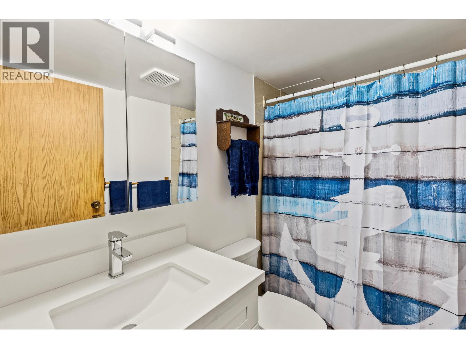 162 7293 MOFFATT ROAD ROAD, Richmond