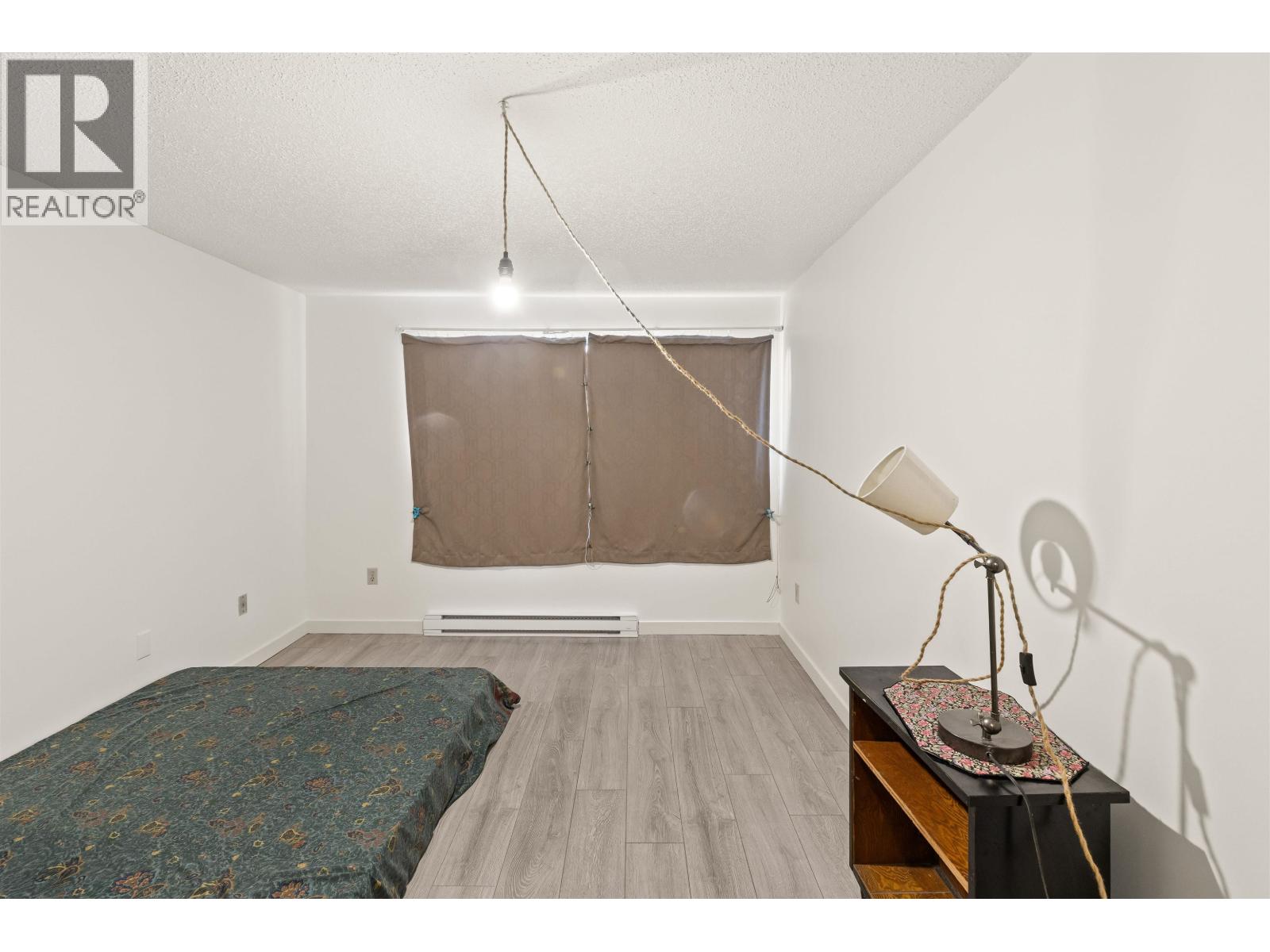 162 7293 MOFFATT ROAD ROAD, Richmond
