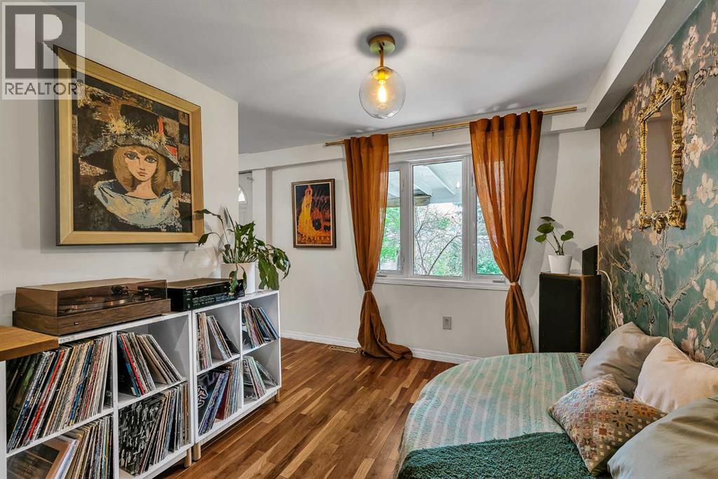 712 14 Street SE - 19