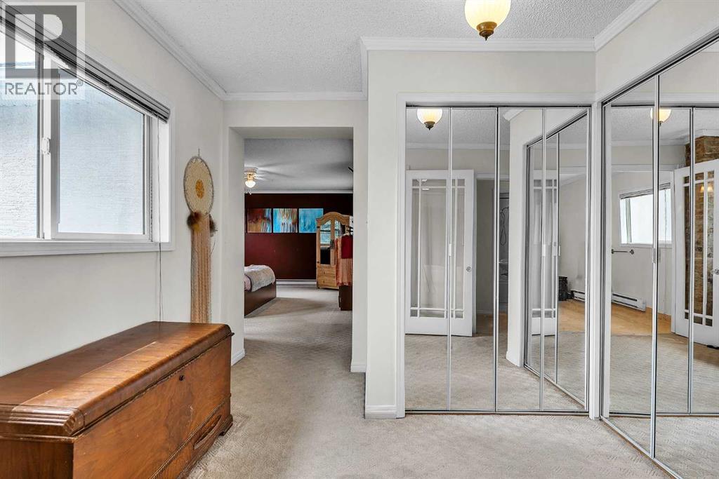 712 14 Street SE - 25