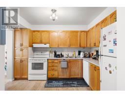 5953 Pineglade Crescent, Ottawa, ON K1W1G9 Photo 8
