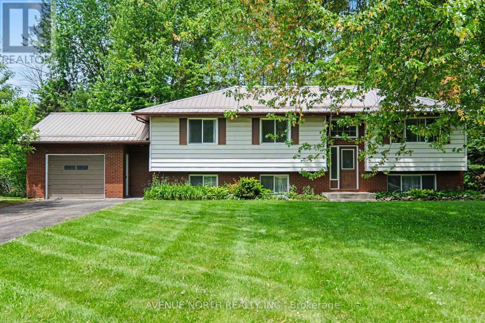 146 DUNCAN STREET - 1