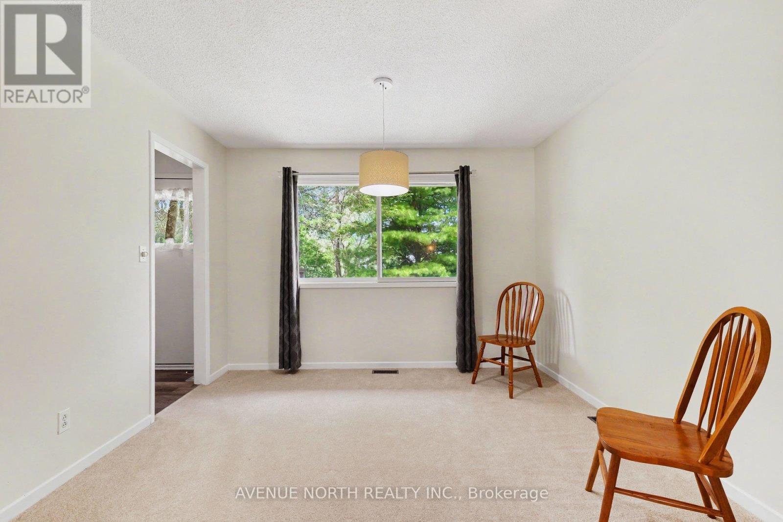 146 DUNCAN STREET - 10