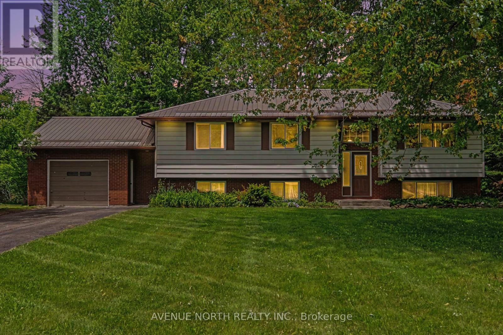 146 DUNCAN STREET - 2