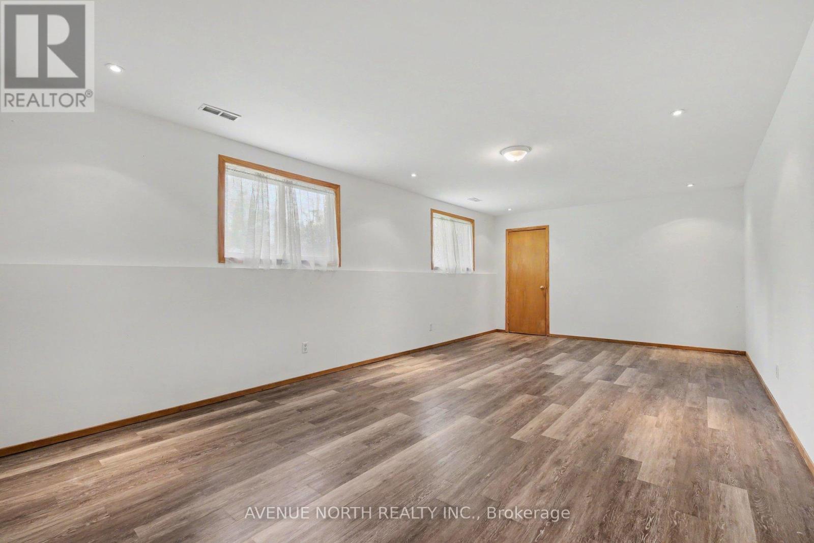 146 DUNCAN STREET - 27