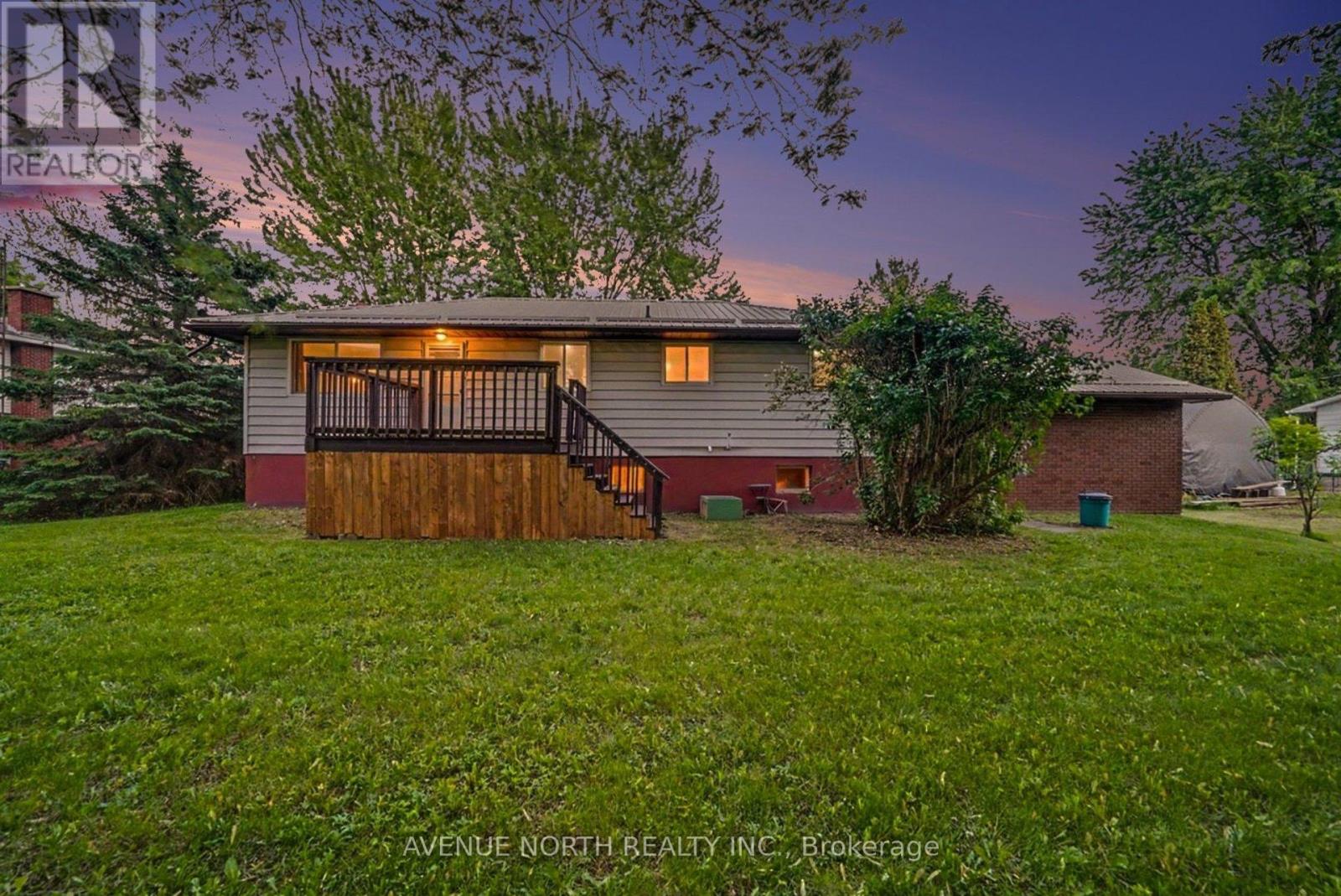 146 DUNCAN STREET - 42