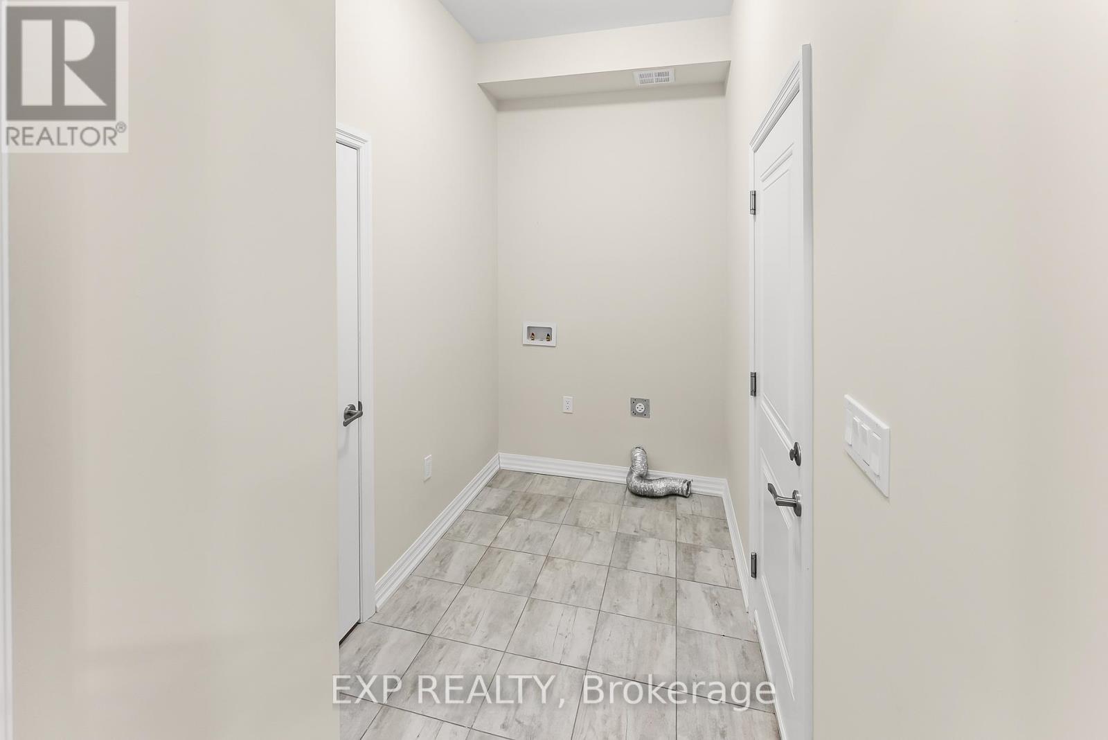 #38 4311 MANN STREET - 25