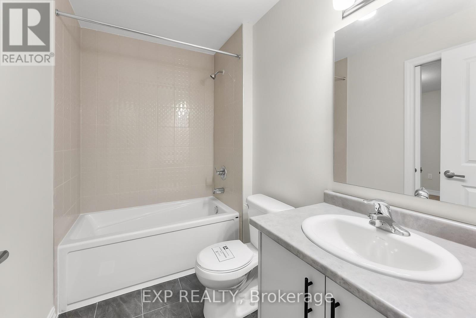 #38 4311 MANN STREET - 29