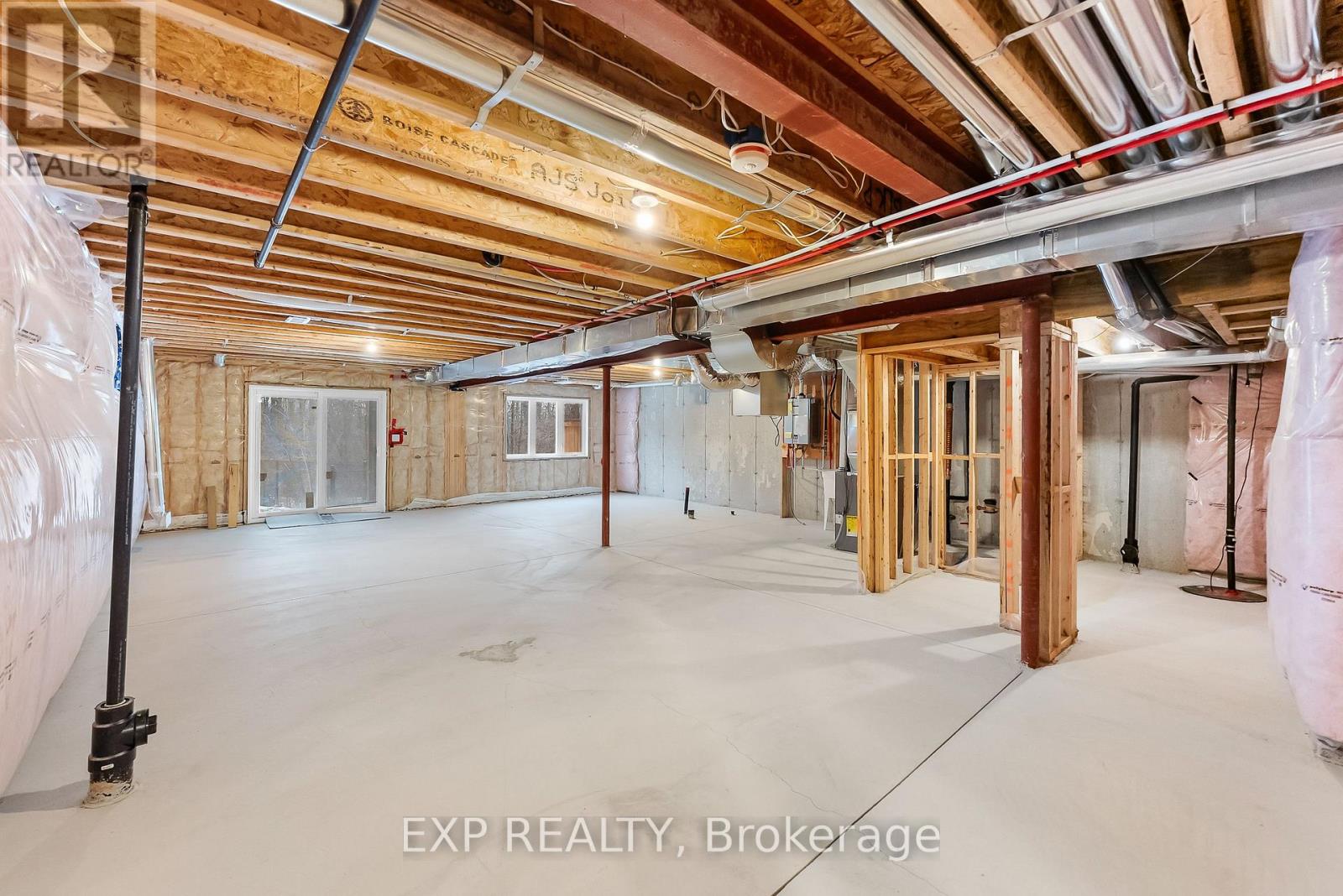 #38 4311 MANN STREET - 37